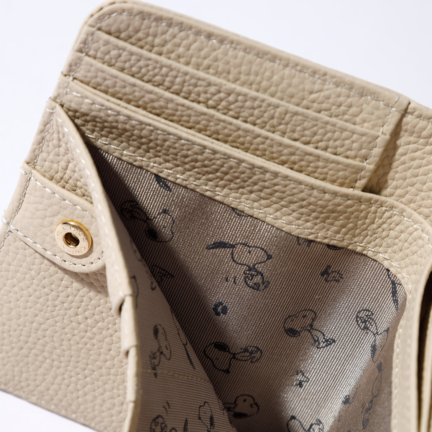 日常で使える大人のためのレザー雑貨、SNOOPY LEATHER COLLECTION