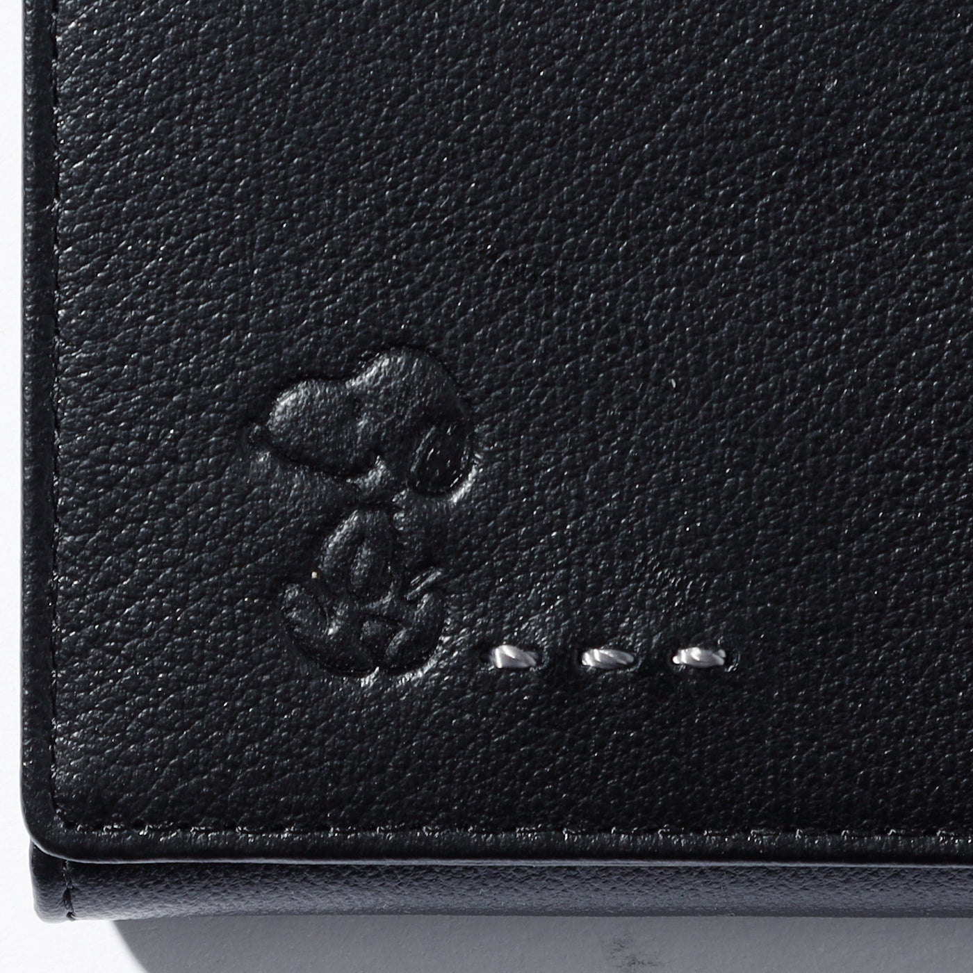 日常で使える大人のためのレザー雑貨、SNOOPY LEATHER COLLECTION