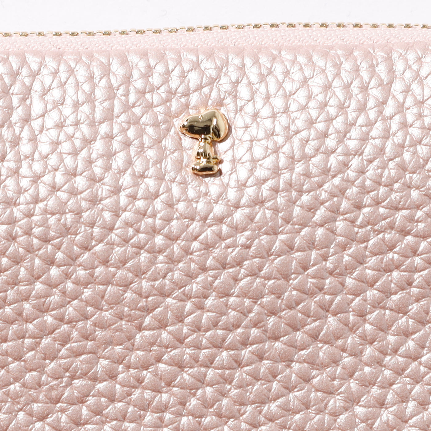 日常で使える大人のためのレザー雑貨、SNOOPY LEATHER COLLECTION