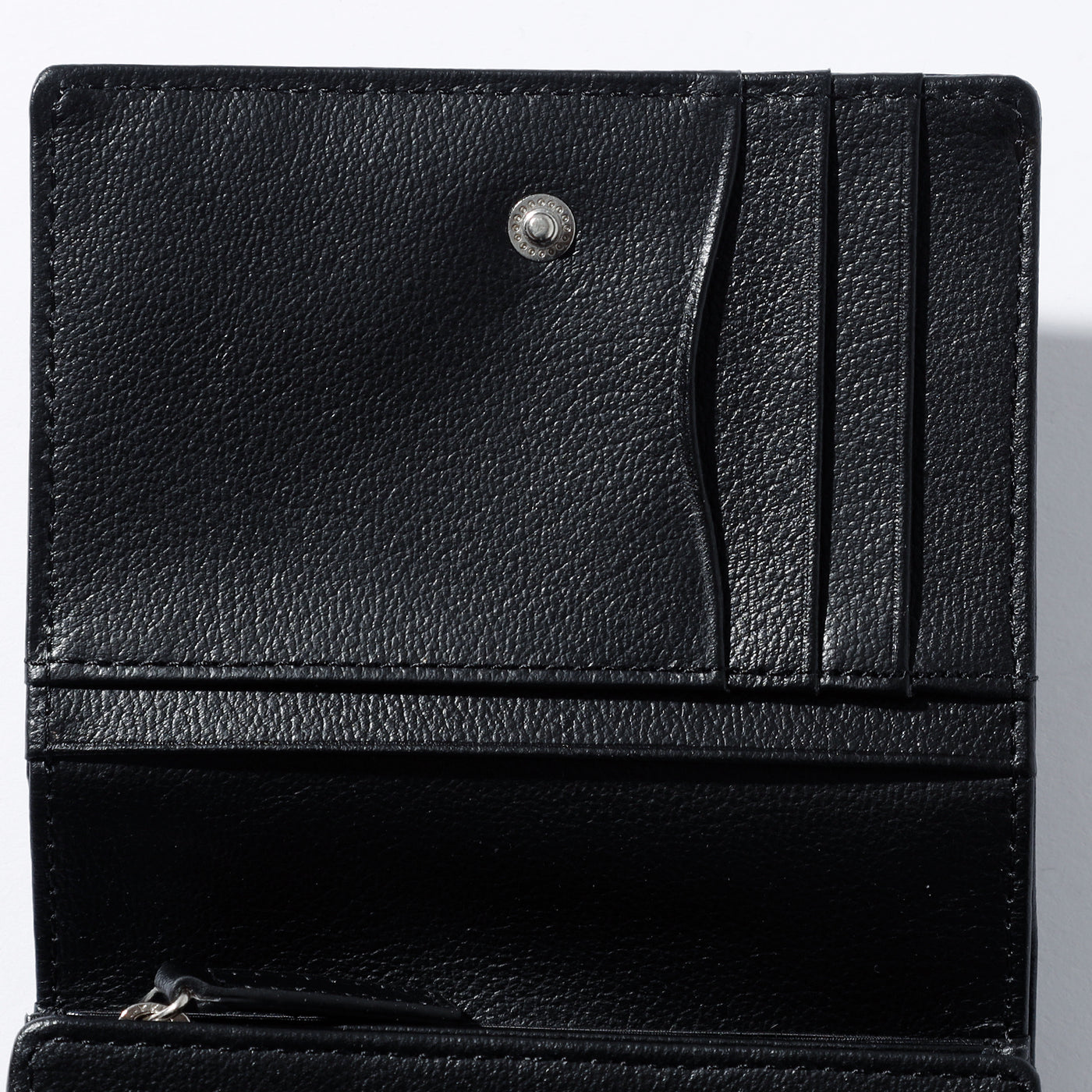 日常で使える大人のためのレザー雑貨、SNOOPY LEATHER COLLECTION