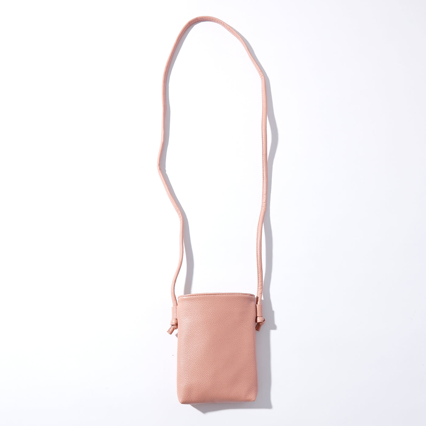 日常で使える大人のためのレザー雑貨、SNOOPY LEATHER COLLECTION