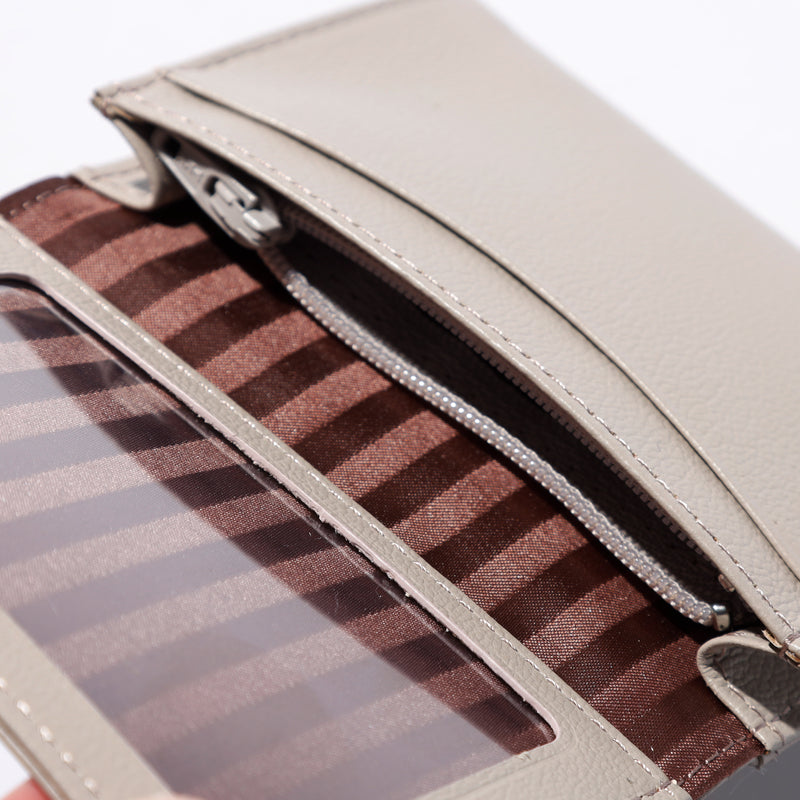 ステッチシリーズ F付パスケース