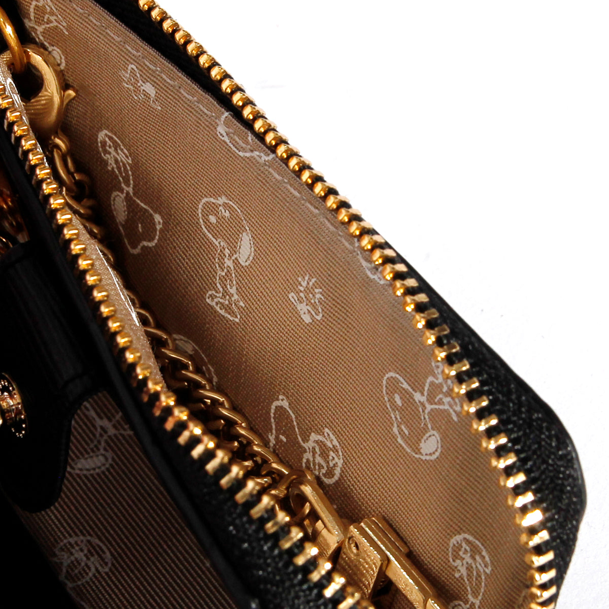 日常で使える大人のためのレザー雑貨、SNOOPY LEATHER